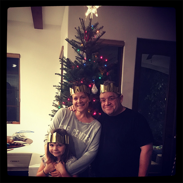 Patton Oswalt, Meredith Salenger, Daughter, Alice, Christmas, Tree, 2017 Patton Oswalt, Meredith Salenger, Daughter, Alice, Christmas, Tree, 2017